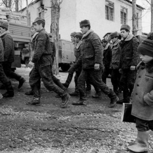 Эксперты: Нужно проанализировать карабахскую войну, чтобы не получить новую Украину