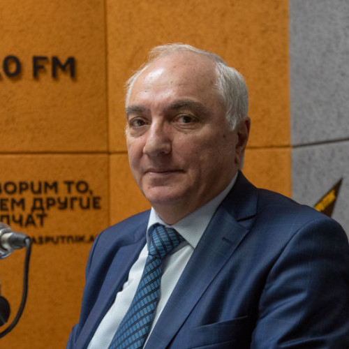 С какой просьбой Армения должна обратиться к России?