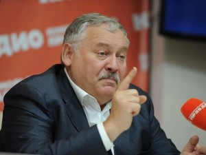 Константин Затулин: Конституция должна защищать русских, они создали это государство