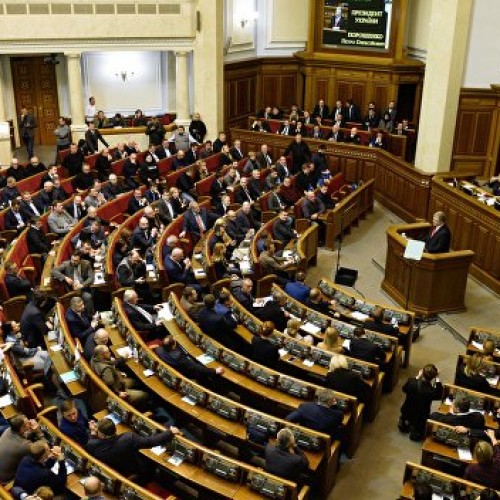 Депутат созывает внеочередное заседание Рады по итогам военного положения