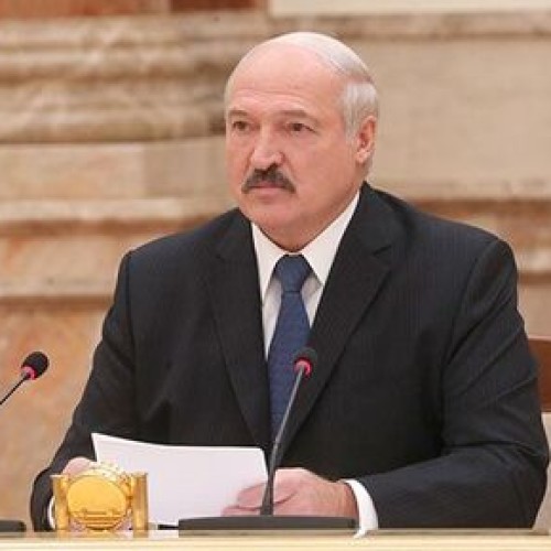 Лукашенко обвинил Москву в склонении к объединению России и Белоруссии в обмен на единые цены на энергоносители