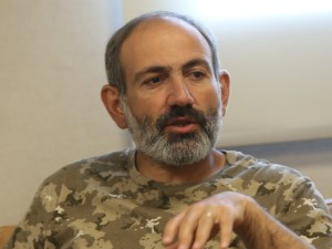 Пашинян во время войны не имел права назначать себя верховным главнокомандующим — Затулин