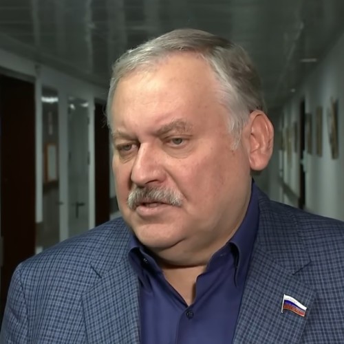 Сегодня истек срок военного положения на Украине