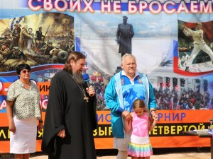 Видео в Севастополе и в Москве
