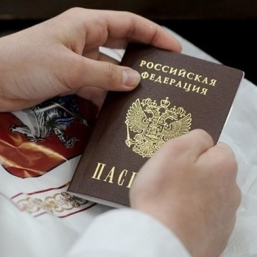 Кабмин хочет расширить основания для упрощённой легализации соотечественников
