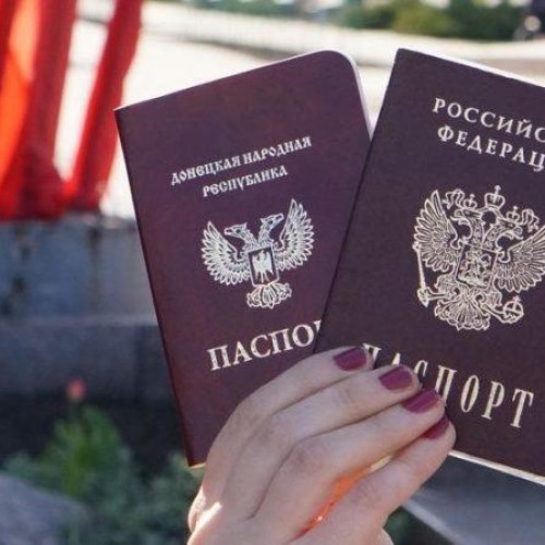 Побитый молью «наезд»: Институт стран СНГ ответил на статью эксперта Крупнова об «опасности» паспортизации ЛДНР