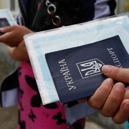 Российские паспорта «заходят» на Украину. Что стоит за этим