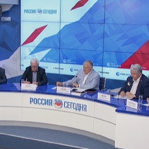 Празднование 300-летия Российской империи обсудили на онлайн-конференции