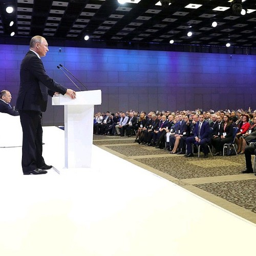 Владимир Путин о миграционной политике: Я не понаслышке знаю, что проблем здесь еще очень-очень много