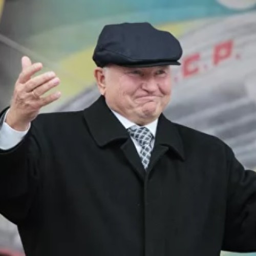 «Без него не было бы Черноморского флота». Как вспоминают Лужкова