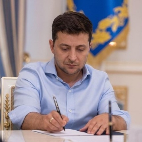 Украина Зеленского дала паузу в разрыве с Москвой