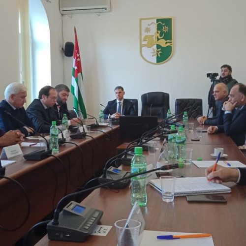 Сложности дружбы и ответ Ирме Инашвили