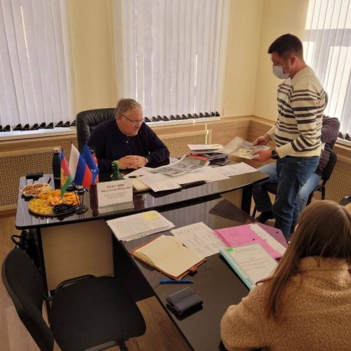 Константин Затулин провел приём граждан в Апшеронске