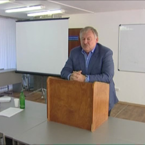 Сочинские студенты встретились с членом Общественной палаты Константином Затулиным