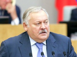 Константин Затулин: Упрощенное получение гражданства надо регулировать законом, а не указами