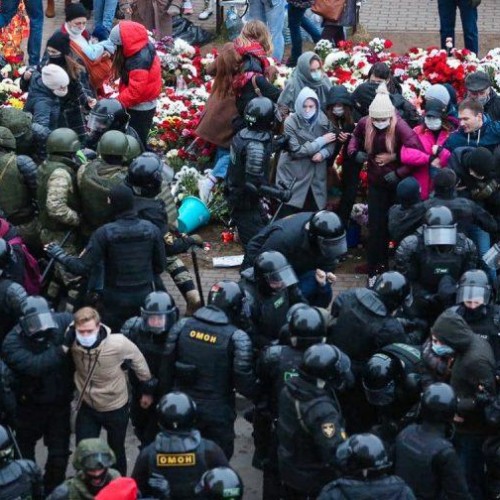 Белорусы пишут: Поживём — увидим, кто брат, а кто нет
