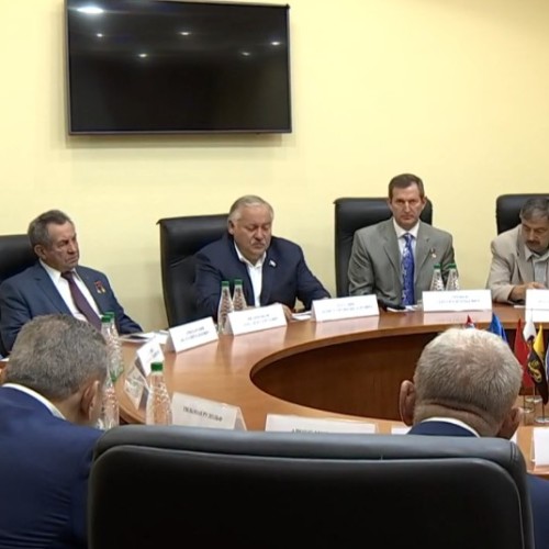 Президент ПМР провел встречу с российской делегацией