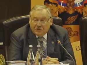 Возвращение Карабаха за стол переговоров задача сложная, но не невыполнимая