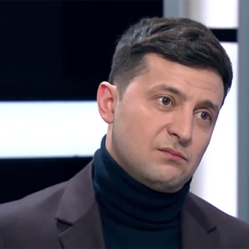 Политологи назвали Зеленского «версией-лайт» Порошенко