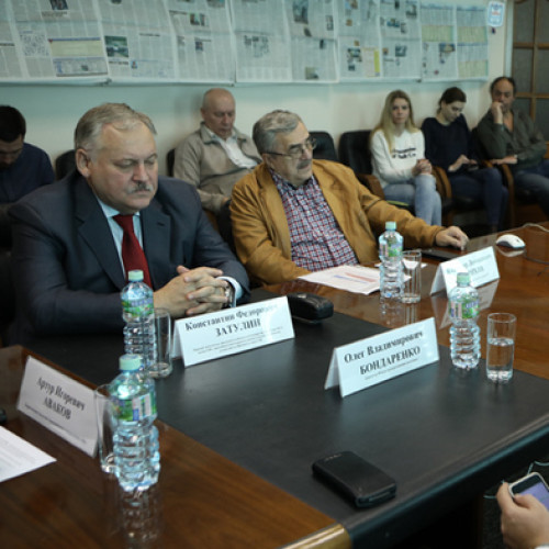 Шанс Порошенко: эксперты рассказали, как президент Украины победит Зеленского