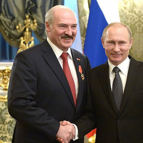 Лукашенко дерзит, Москва терпит